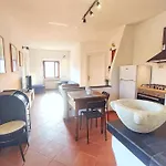 La Cascina Tra Gli Ulivi * La Spezia