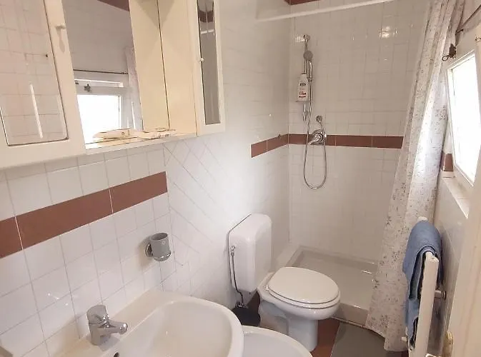 La Cascina Tra Gli Ulivi لا سبيتسْيا